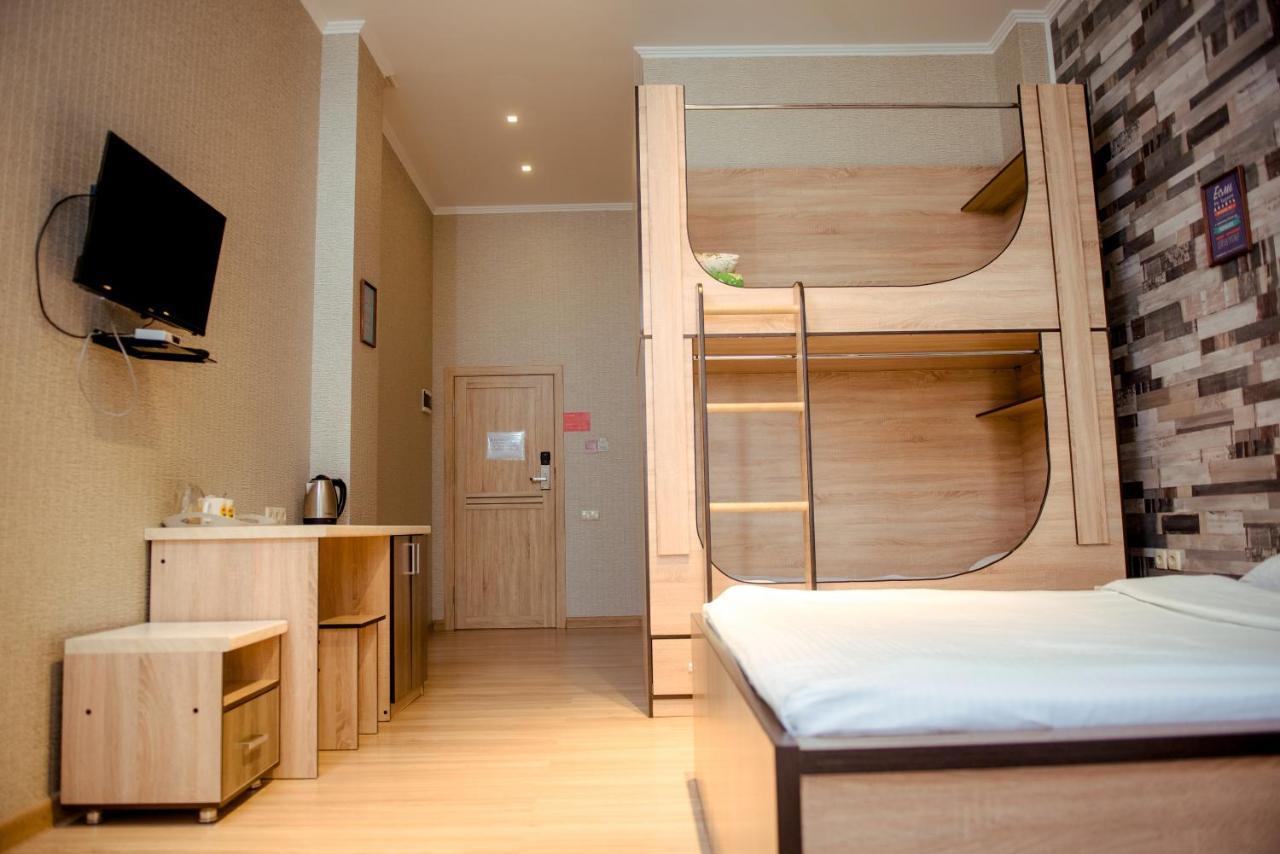 Nicehostel Актобе Экстерьер фото